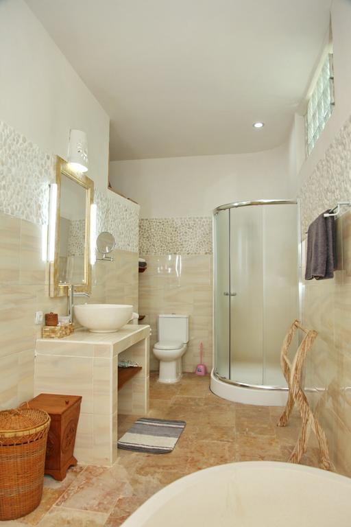 Felicianas Resort Tejakula Bagian luar foto