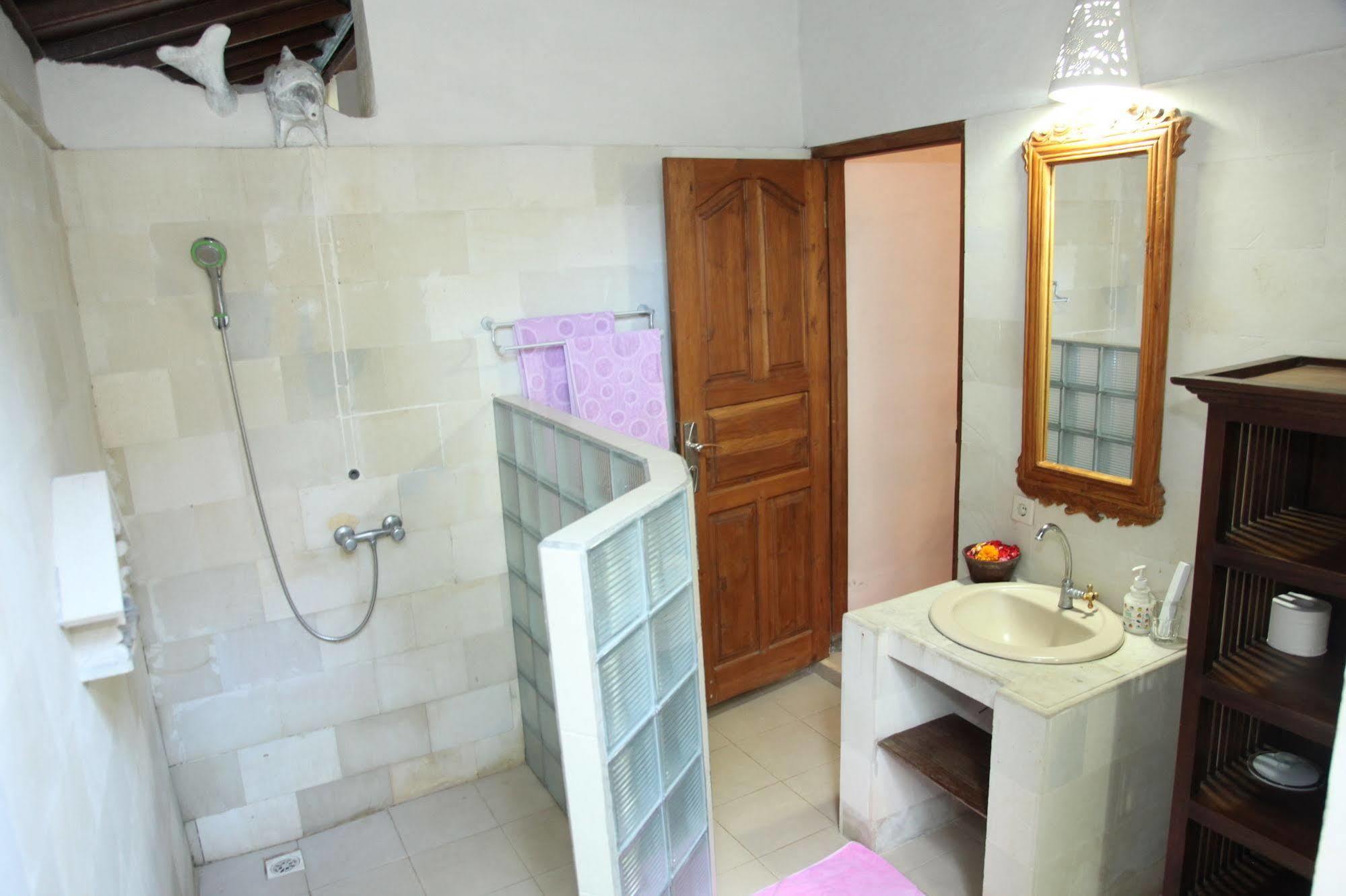 Felicianas Resort Tejakula Bagian luar foto